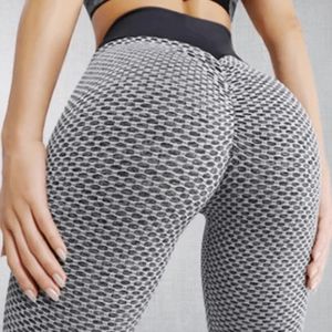 TikTok bootie enhancer leggings.